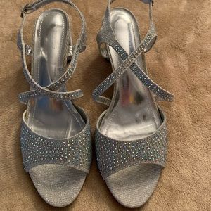 💎Silver Low Heel Shoes💎